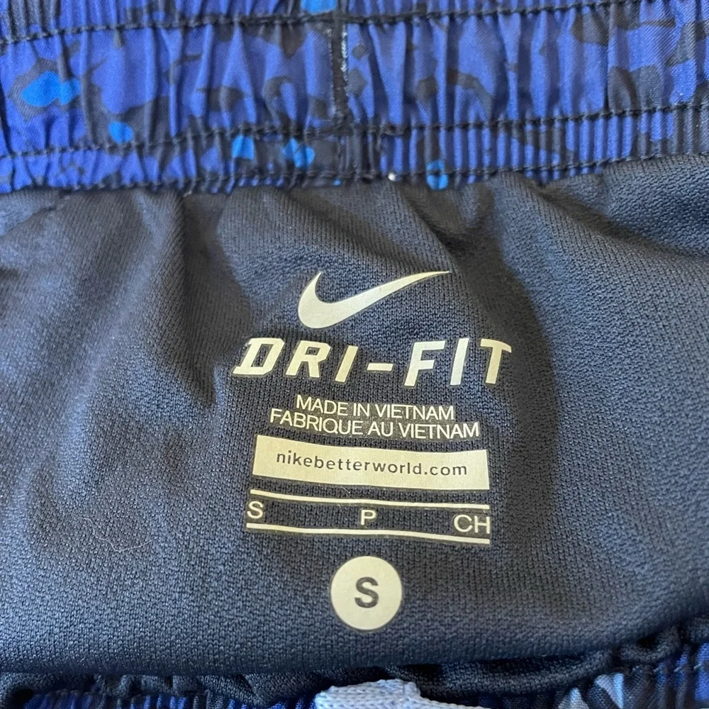 Nike these lined